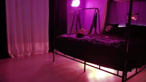 CandyQueenkush69 online show from April 3, 9:29 am