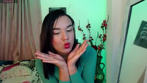 candyy_doll_ online show from March 17, 8:39 am