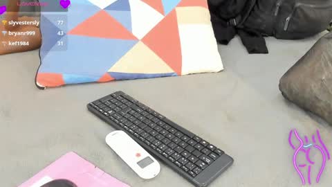 candyyvega online show from April 12, 9:36 am