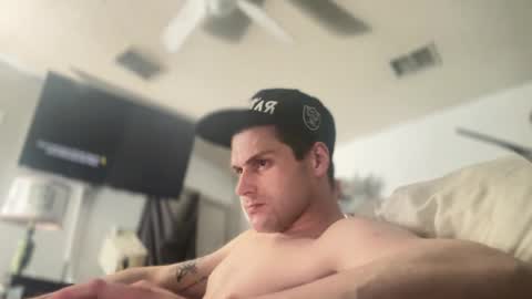 Snapshot of canekohl chatting on January 1, 7:52 am ColeKaine online show from January 1, 7:52 am