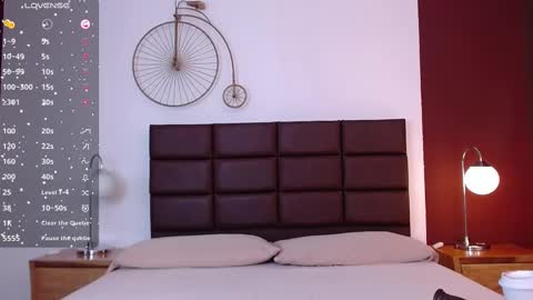 CANELA  online show from February 10, 9:25 pm