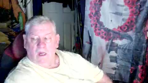 canoelicker69 online show from April 17, 1:47 pm