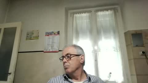 Snapshot of cantera577 chatting on May 24, 2:33 pm cantera577 online show from May 24, 2:33 pm