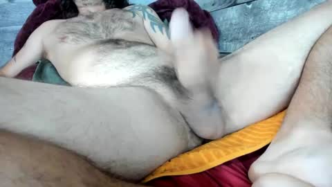 Snapshot of canuk1983 chatting on September 26, 1:26 pm canuk1983 online show from September 26, 1:26 pm