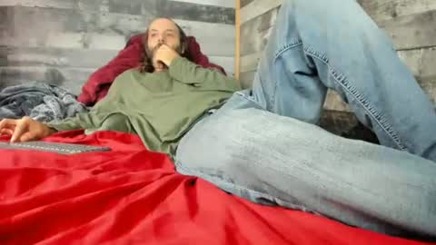 Snapshot of canuk1983 chatting on October 19, 1:12 pm canuk1983 online show from October 19, 1:12 pm