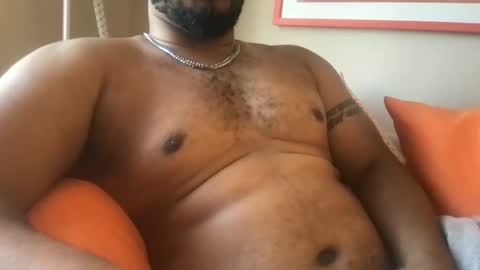 Snapshot of canyouhandleit_bbc chatting on October 3, 12:13 pm canyouhandleit_bbc online show from October 3, 12:13 pm