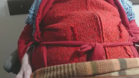 Snapshot of capitanfuturo44 chatting on November 1, 2:30 pm Cinzia ex regina online show from November 1, 2:30 pm