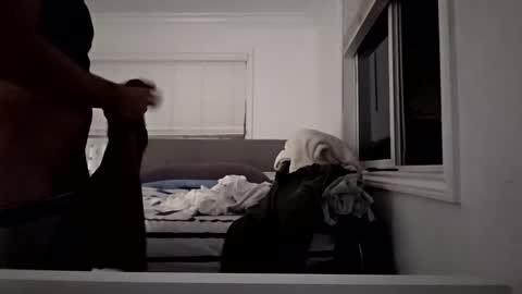 Snapshot of cappinrc8 chatting on November 3, 2:24 am cappinrc8 online show from November 3, 2:24 am