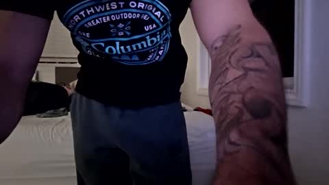 Snapshot of cappinrc8 chatting on December 4, 2:54 am cappinrc8 online show from December 4, 2:54 am