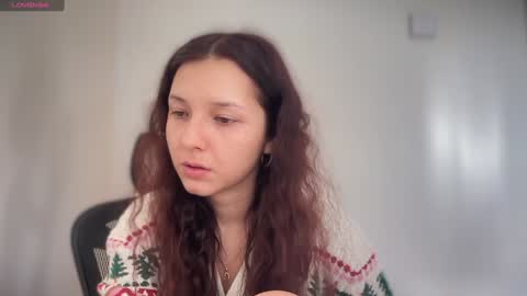 Snapshot of cappuccinokiss chatting on January 9, 11:47 am Emma online show from January 9, 11:47 am