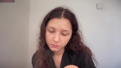 Snapshot of cappuccinokiss chatting on January 11, 9:57 am Emma online show from January 11, 9:57 am