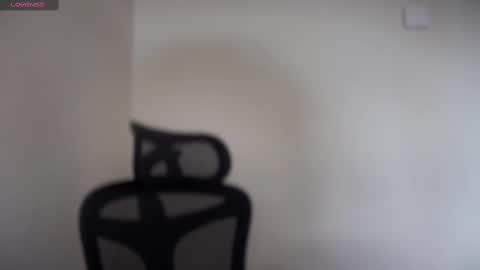 Snapshot of cappuccinokiss chatting on February 18, 12:28 pm Emma online show from February 18, 12:28 pm