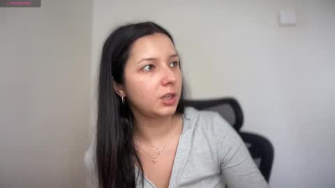 Snapshot of cappuccinokiss chatting on February 28, 10:20 am Emma online show from February 28, 10:20 am