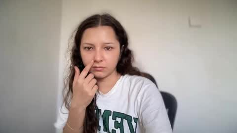 Snapshot of cappuccinokiss chatting on September 10, 7:08 am Emma online show from September 10, 7:08 am