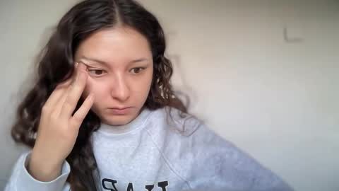 Snapshot of cappuccinokiss chatting on September 18, 7:21 am Emma online show from September 18, 7:21 am