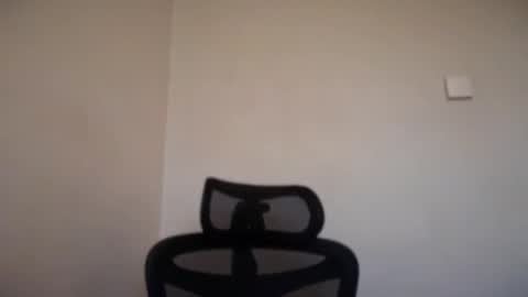 Snapshot of cappuccinokiss chatting on October 9, 6:11 am Emma online show from October 9, 6:11 am