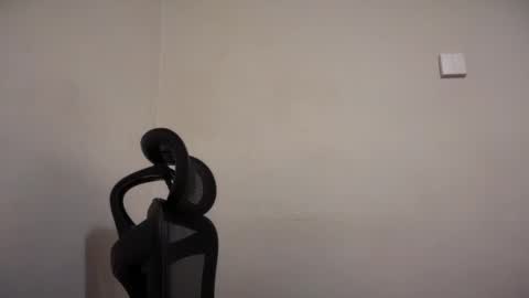 Snapshot of cappuccinokiss chatting on October 20, 4:13 am Emma online show from October 20, 4:13 am