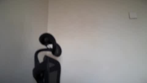 Snapshot of cappuccinokiss chatting on October 28, 5:55 am Emma online show from October 28, 5:55 am