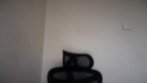 Snapshot of cappuccinokiss chatting on November 27, 6:59 am Emma online show from November 27, 6:59 am