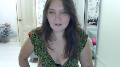 Snapshot of cappuchinno chatting on December 5, 8:38 pm cappuchinno online show from December 5, 8:38 pm