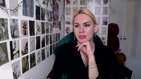 Capricious Scorpio Afa online show from April 8, 12:16 pm