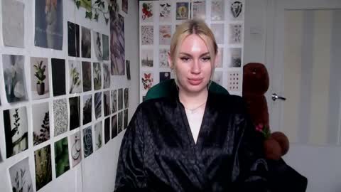 Capricious Scorpio Afa online show from April 16, 1:23 pm