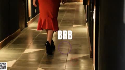 Snapshot of capriijonesxxx chatting on December 13, 7:53 pm Anna Jones online show from December 13, 7:53 pm