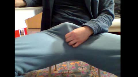 captainbratwurst21 online show from December 2, 6:32 pm