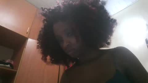 Snapshot of carababey chatting on April 19, 4:50 pm carababey online show from April 19, 4:50 pm