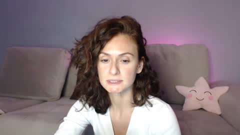 Snapshot of carakat chatting on December 6, 11:03 pm carakat online show from December 6, 11:03 pm