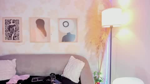 caramel_kiss_ online show from June 18, 7:40 pm