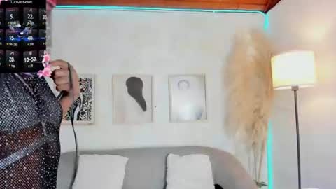 caramel_kiss_ online show from June 25, 12:31 pm