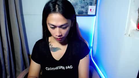Snapshot of caramiya chatting on October 4, 2:31 am JANE AND BARBIE online show from October 4, 2:31 am