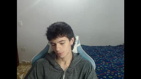carapalida9008 online show from October 3, 3:42 pm
