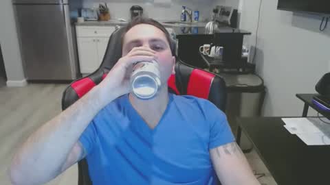 cardi_beans online show from February 3, 6:45 am