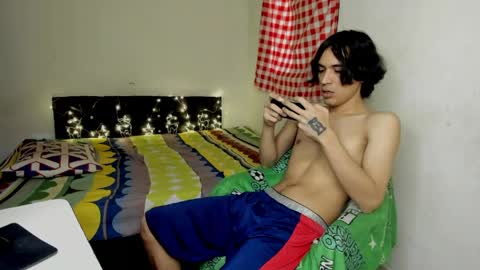 Carlos and Cristian  online show from May 22, 6:46 pm