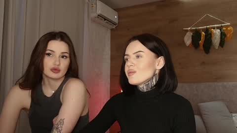 caressyourself online show from February 27, 8:17 am