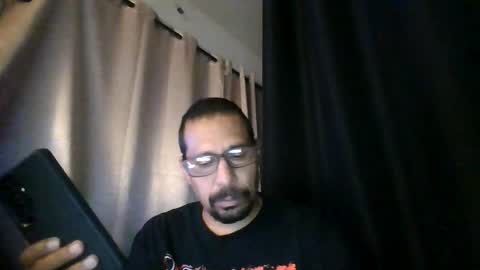 Snapshot of cargopipe2000 chatting on October 28, 7:23 am Adams huge online show from October 28, 7:23 am