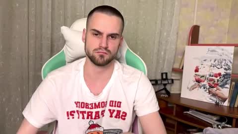 Cari online show from December 5, 8:05 pm