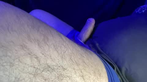 Snapshot of caribouu chatting on March 11, 9:34 am caribouu online show from March 11, 9:34 am