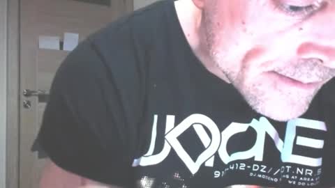 Laz online show from December 14, 10:14 pm