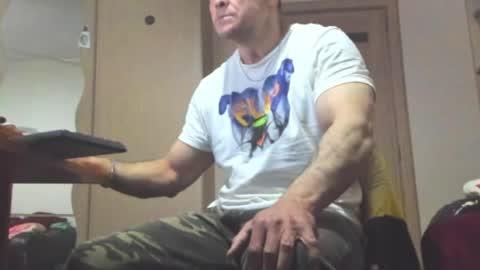 Laz online show from April 3, 8:18 pm