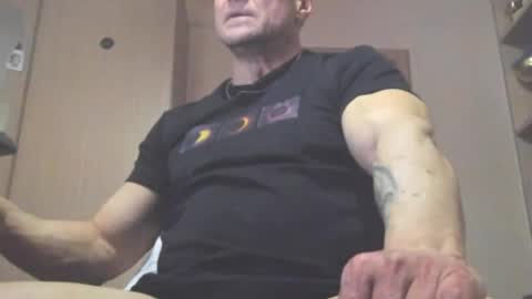 Laz online show from April 7, 1:55 pm