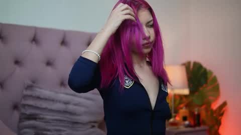  Carina  online show from March 1, 10:01 pm