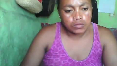 carinesexy69 online show from January 2, 11:20 am