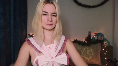 Carin online show from December 26, 1:51 am