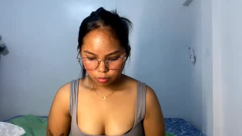 Cassie online show from April 15, 7:58 pm