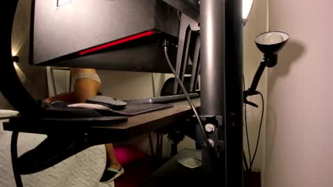 Snapshot of carla_and_robert chatting on January 7, 4:29 am carla and robert online show from January 7, 4:29 am