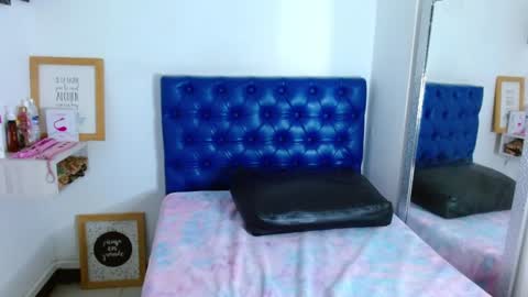 Snapshot of carla_beer chatting on January 18, 5:48 pm Carla online show from January 18, 5:48 pm