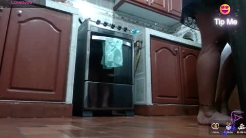 carlajames_1 online show from February 27, 1:05 am